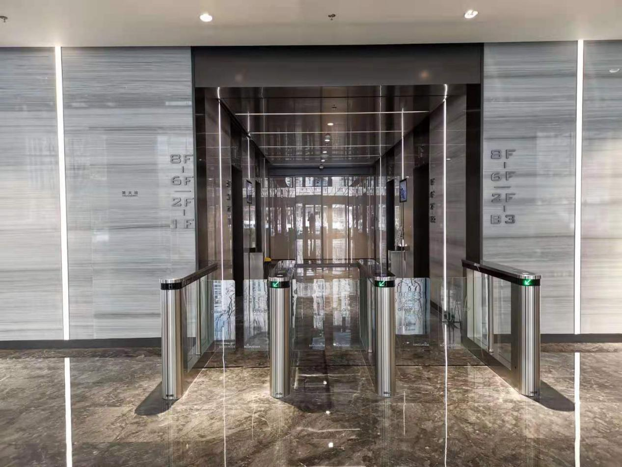 中海财富中心电梯厅